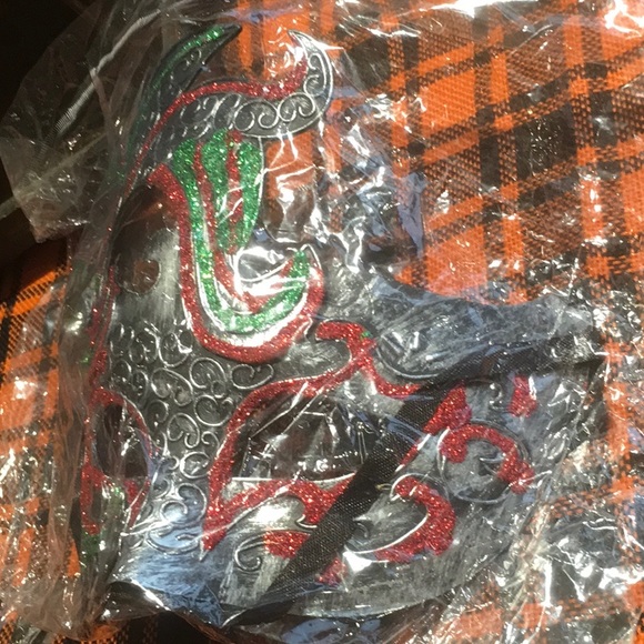 Masquerade Eye Cover Mask - Picture 3 of 9